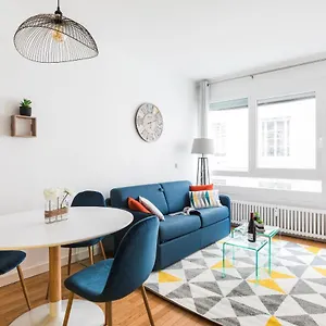https://dify-bonheur-brotteaux.hotels-rhonealpes.com